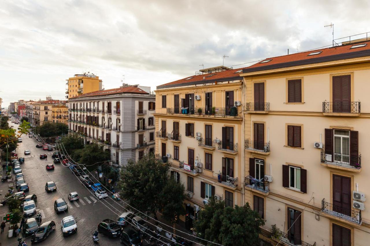 Cairoli - Spacious Close To Central Station * Naples